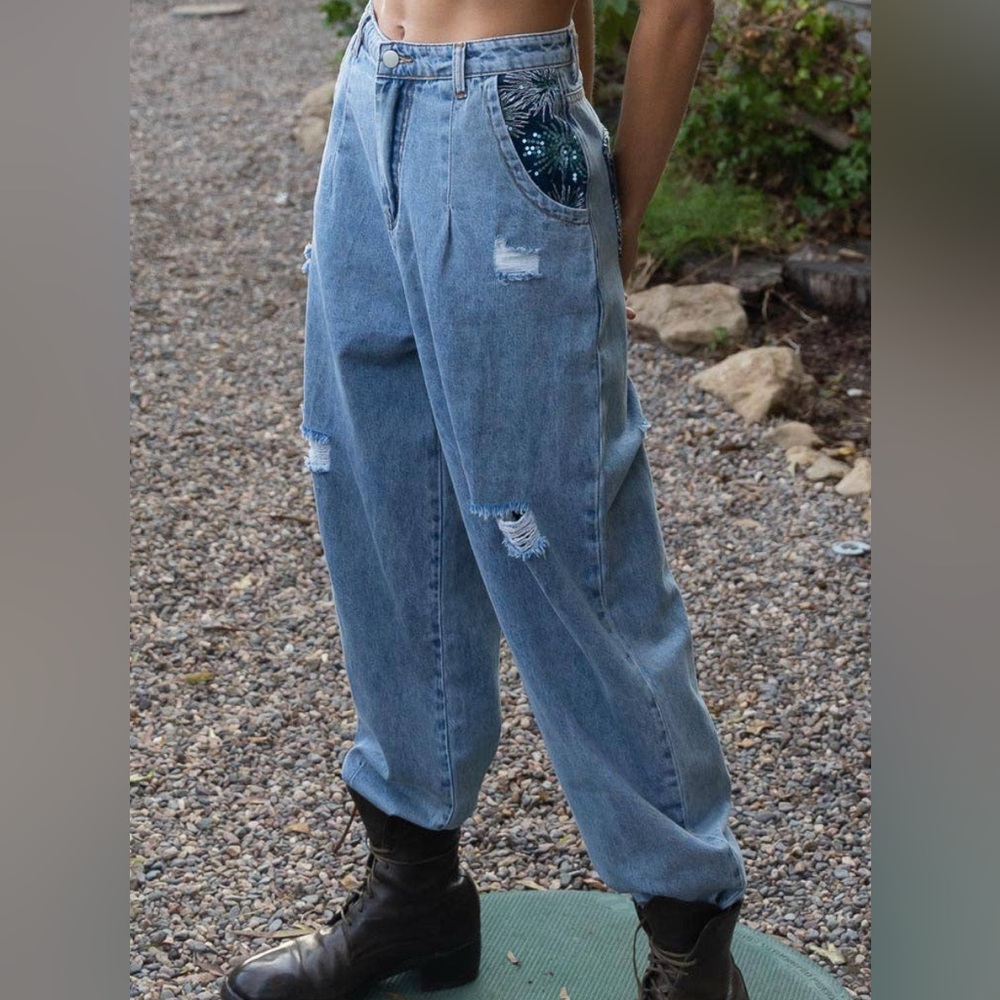 POL Starburst Sequined Pockets High Rise Jeans Large